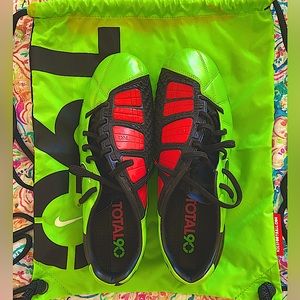 NWOT Nike Total90 FG Men’s Soccer Shoes